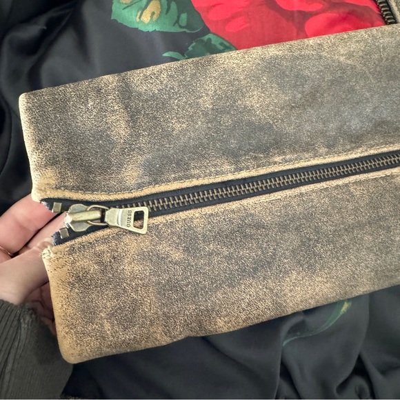 Guess Emma Chamberlain Leather Jacket. Sz L - Picture 9 of 13